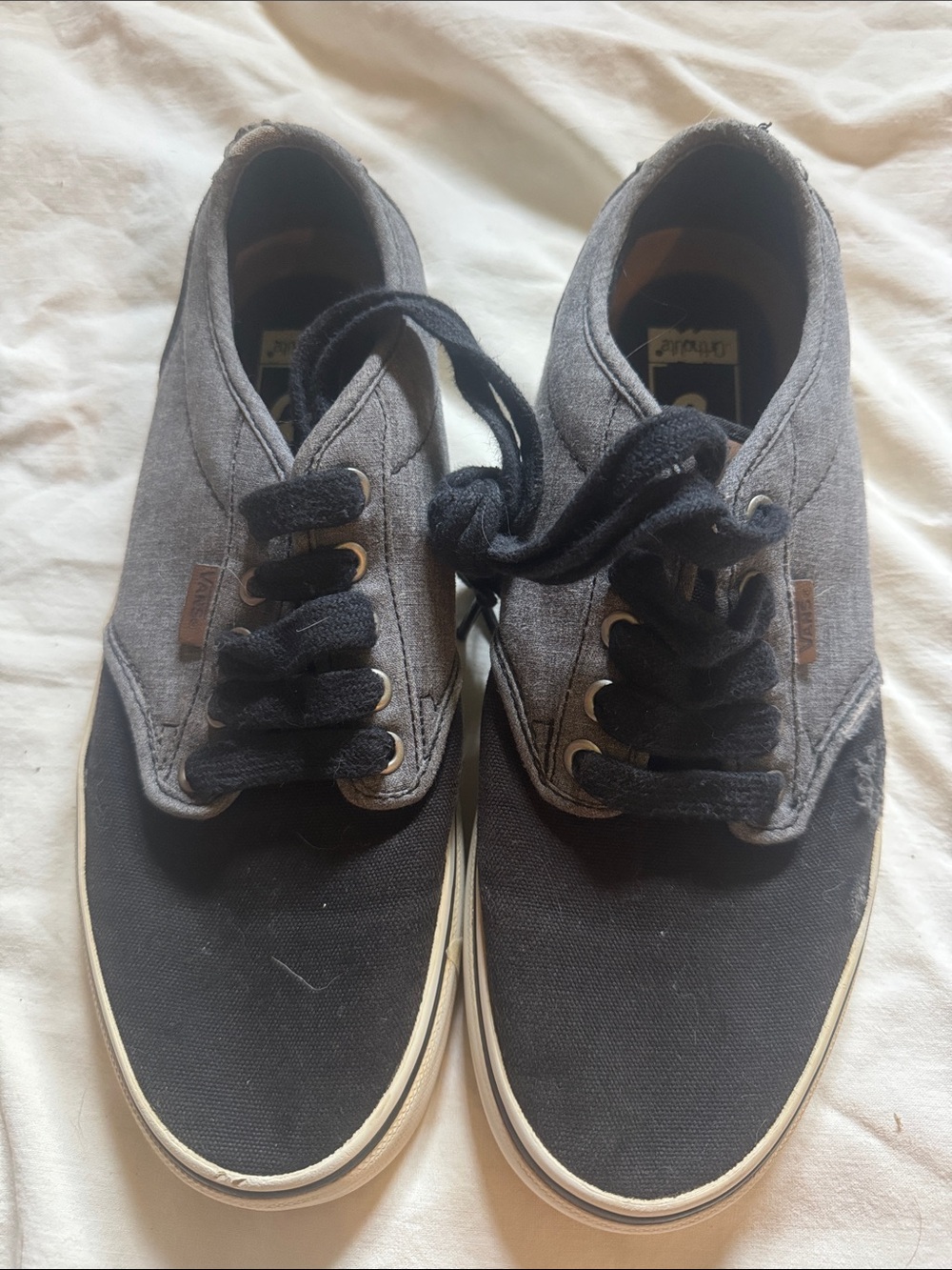 Vans Men's Two-Tone Black & Gray Canvas Low-Top Sneakers